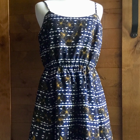 J. Crew Dresses & Skirts - J. Crew Printed Geometric Sundress, Sz 6